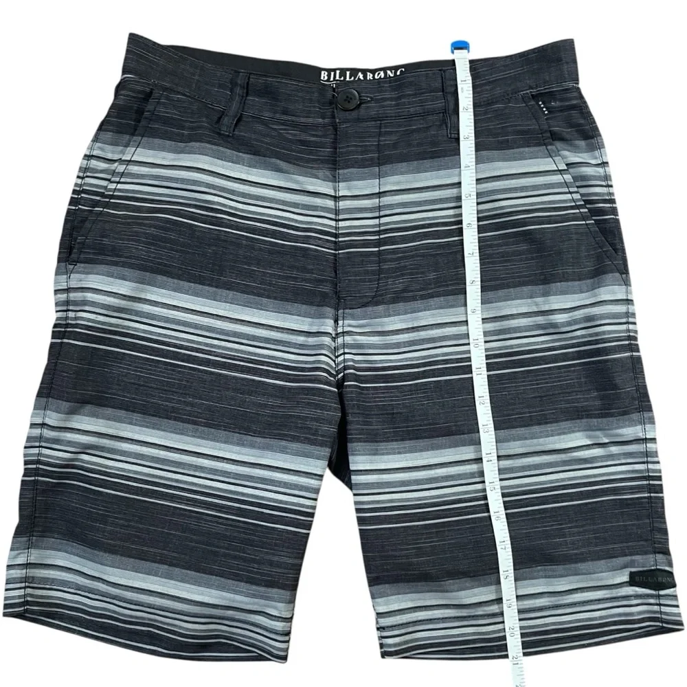 Billabong‎ Platinum X Stretch Black Gray Striped Hybrid Board Shorts Sz 32